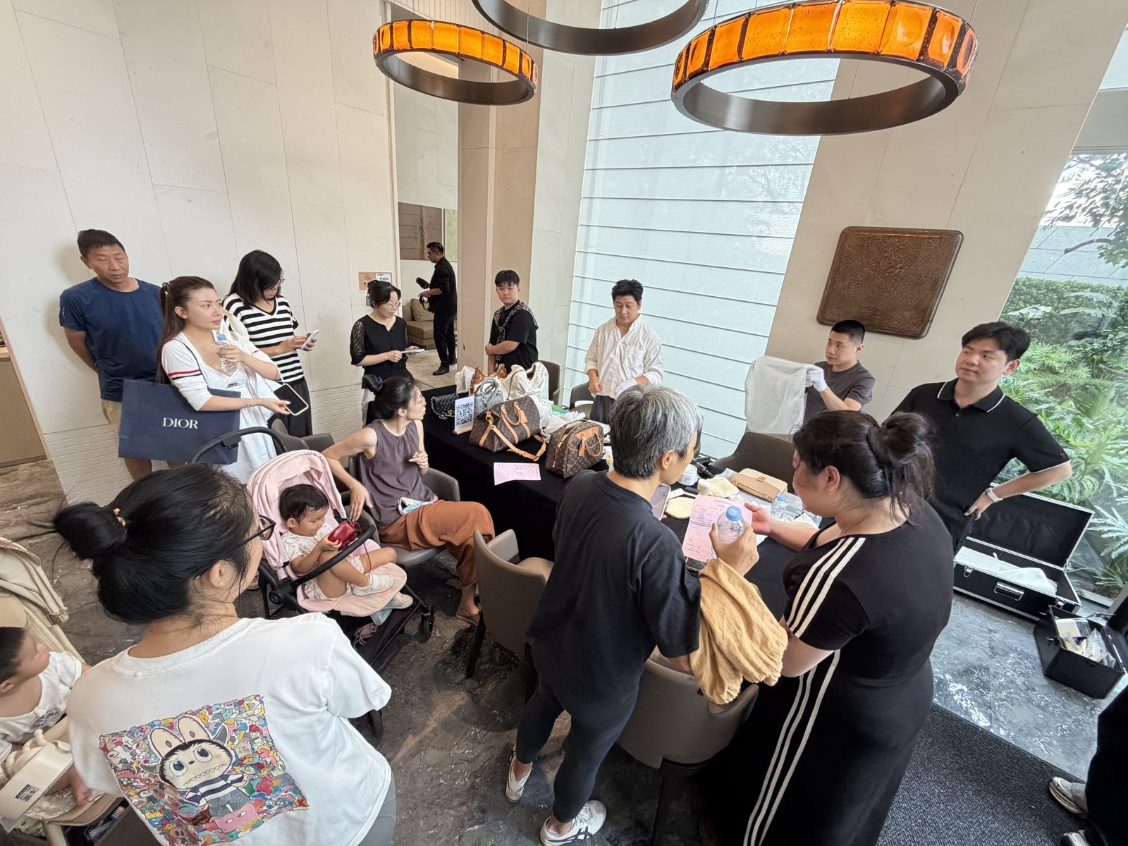 招商玺奢侈品养护私享会现场